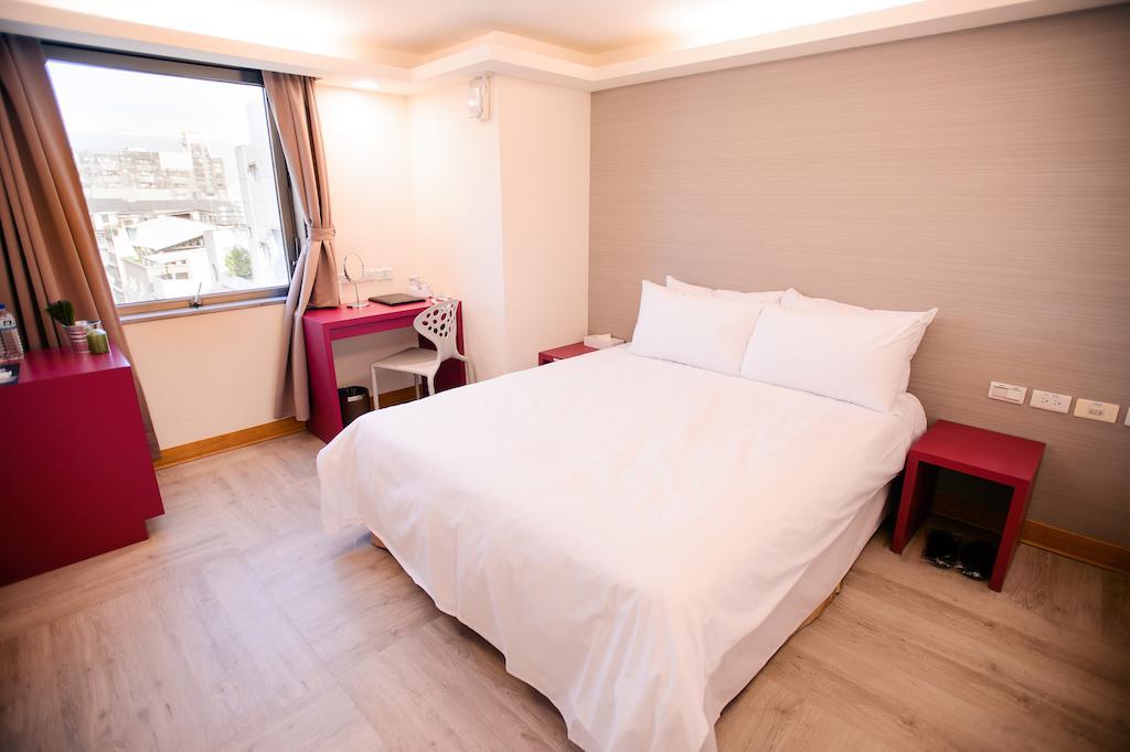 Kiwi Express Hotel - Zhong Zheng Branch Taichung Chambre photo